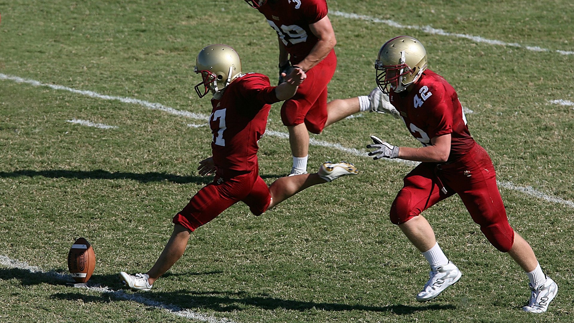 “青少年足球科技创新大赛引领行业潮流”,青少年足球赛事